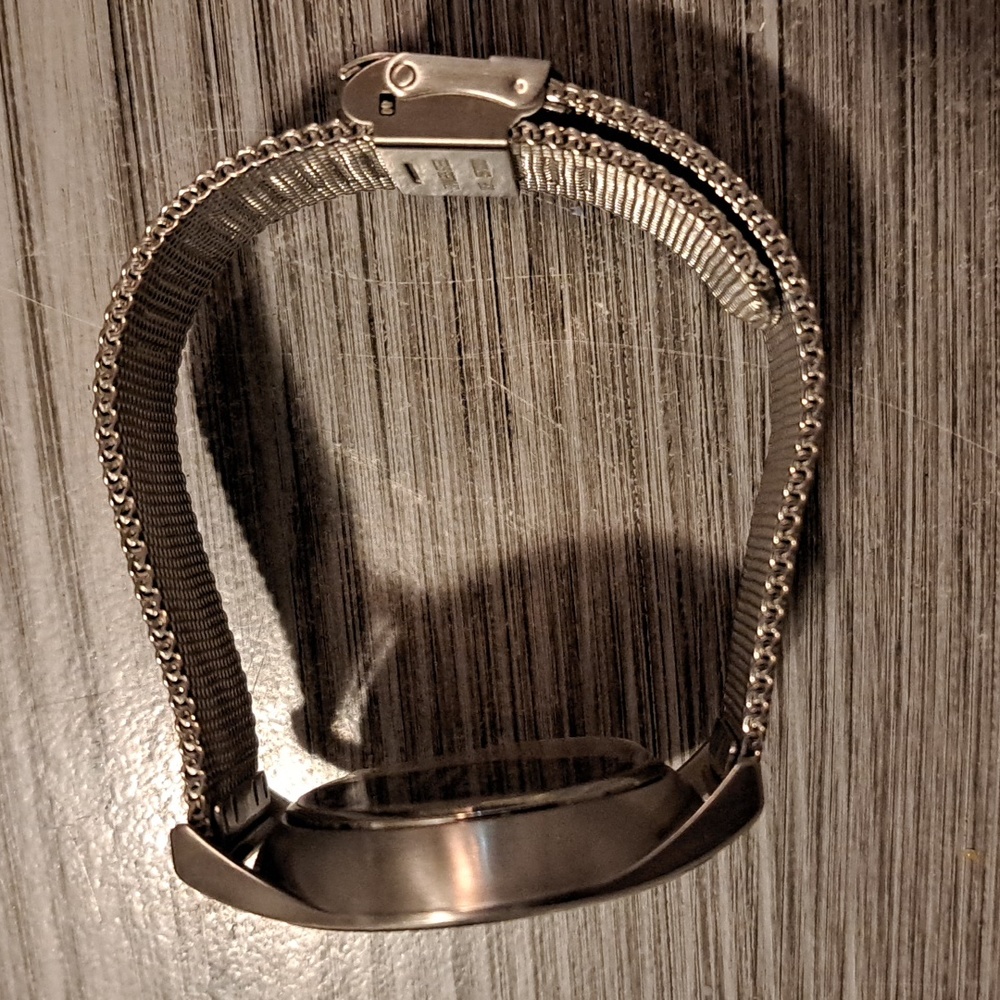Watch - Picture 3 of 5